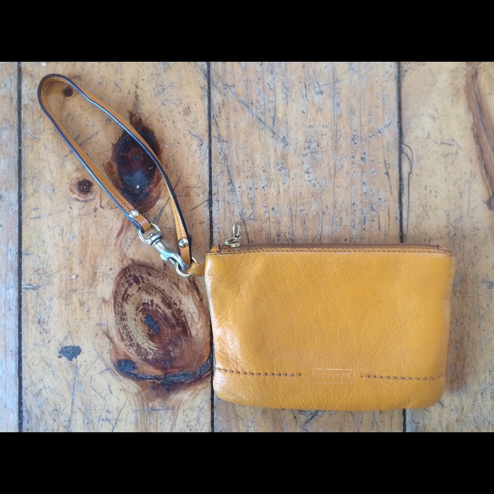 Coach change purse. FREE GIFT with purchase :)